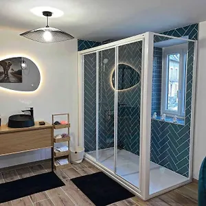 L'insolite Airbnb Villa